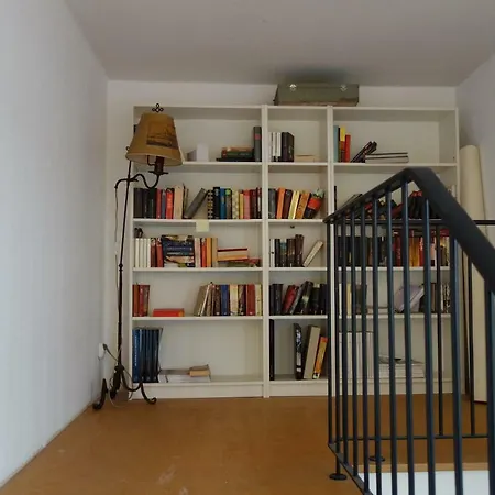 Apartment Representative