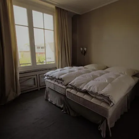 Tolstov-hotels Large City In Villa Meerbusch
