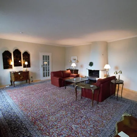 Tolstov-hotels Large City In Meerbusch