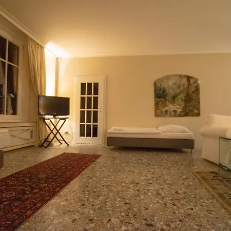 Villa Tolstov-hotels Large City In *