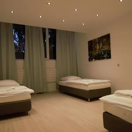 Villa Tolstov-hotels Large City In Meerbusch